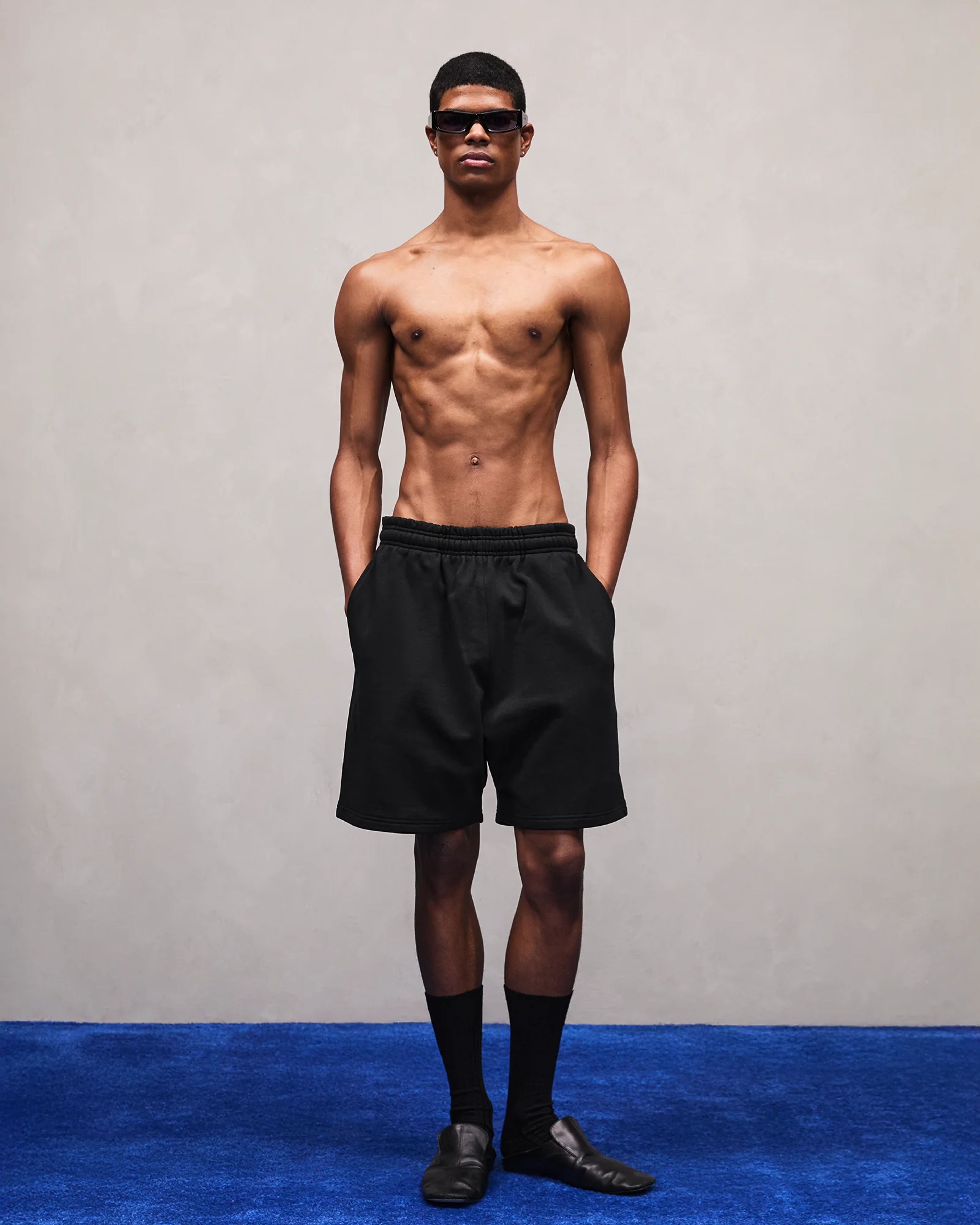 Standard Sweatshort Black - Image 1
