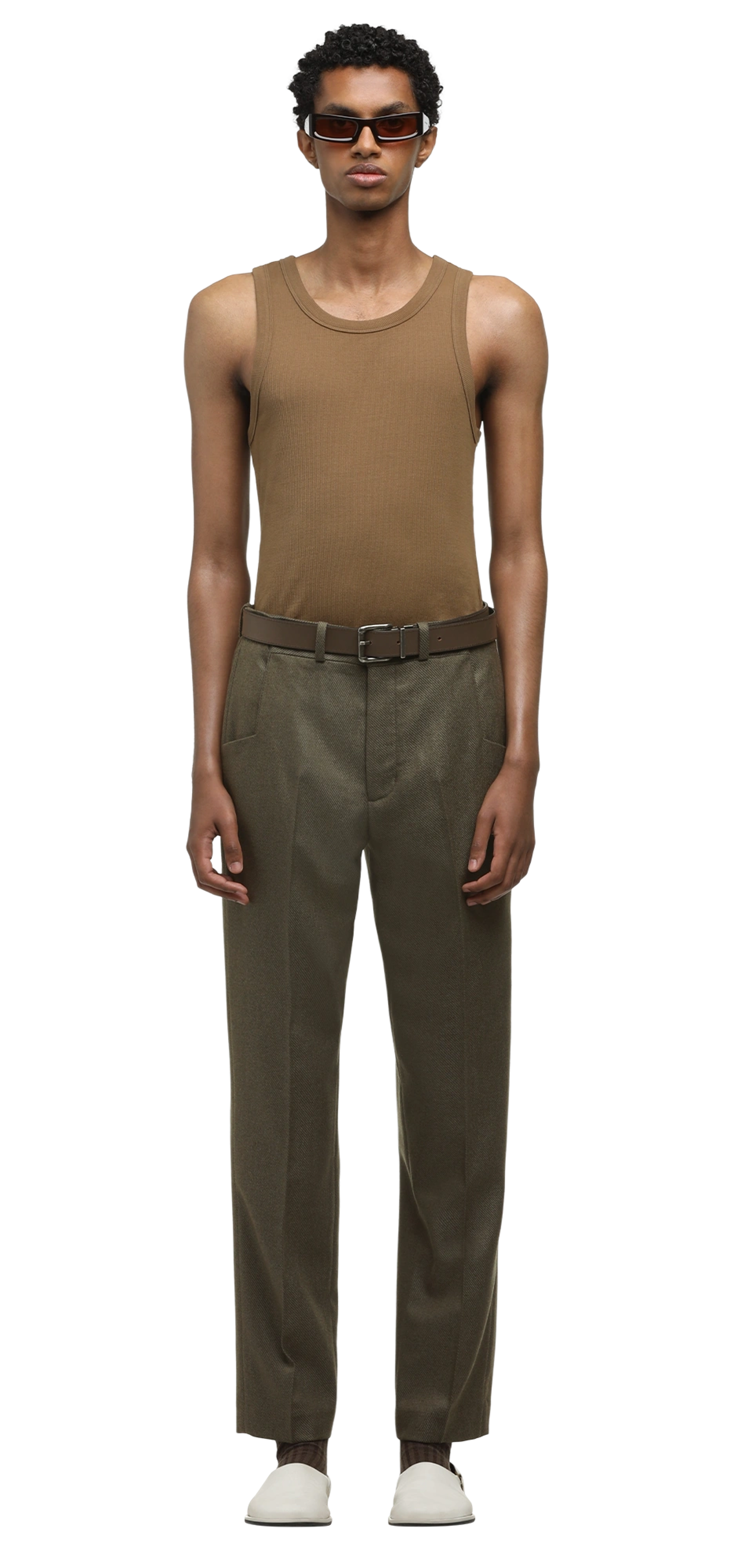 slim-trouser-pear character front view