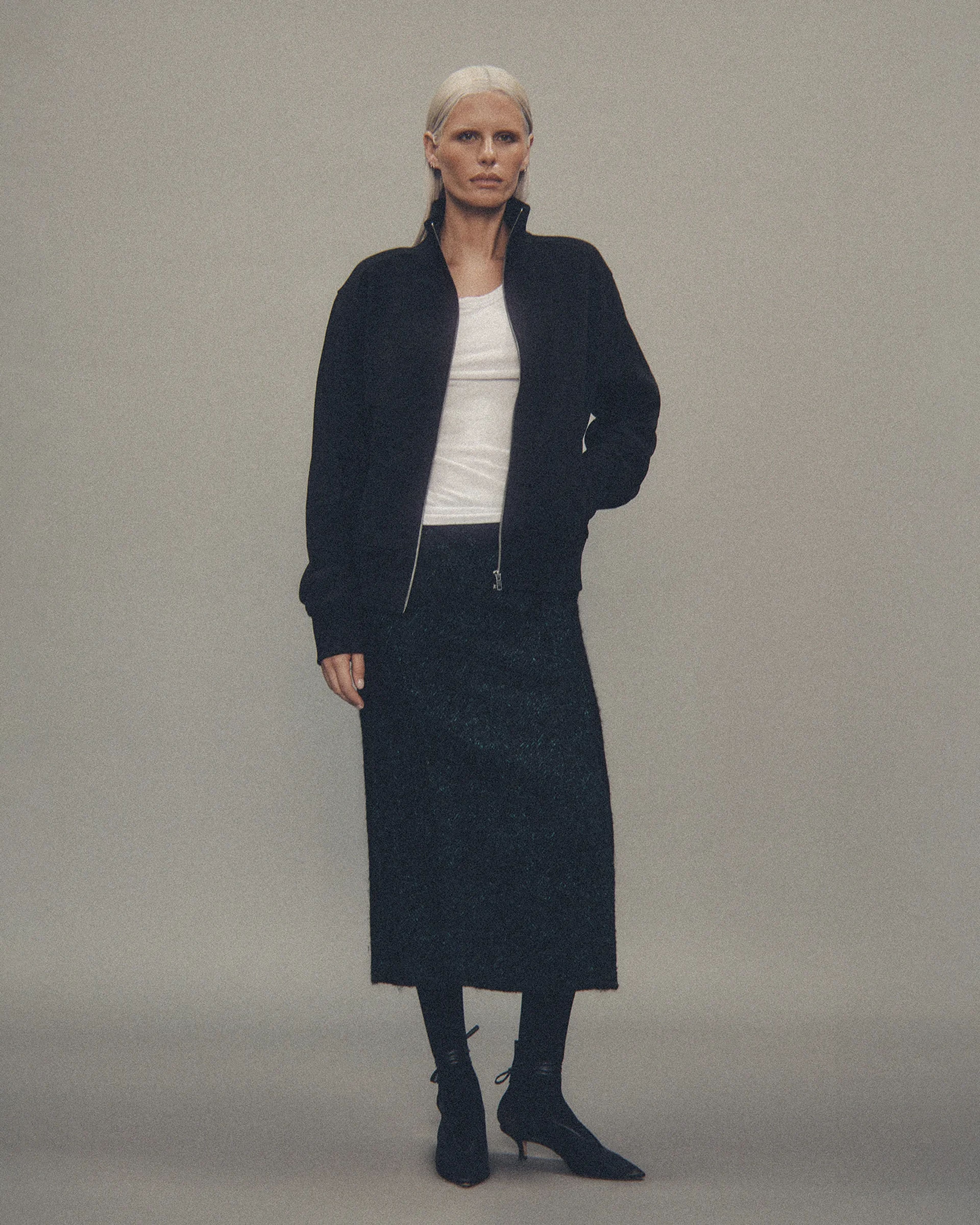 standard-track-jacket-black photo model