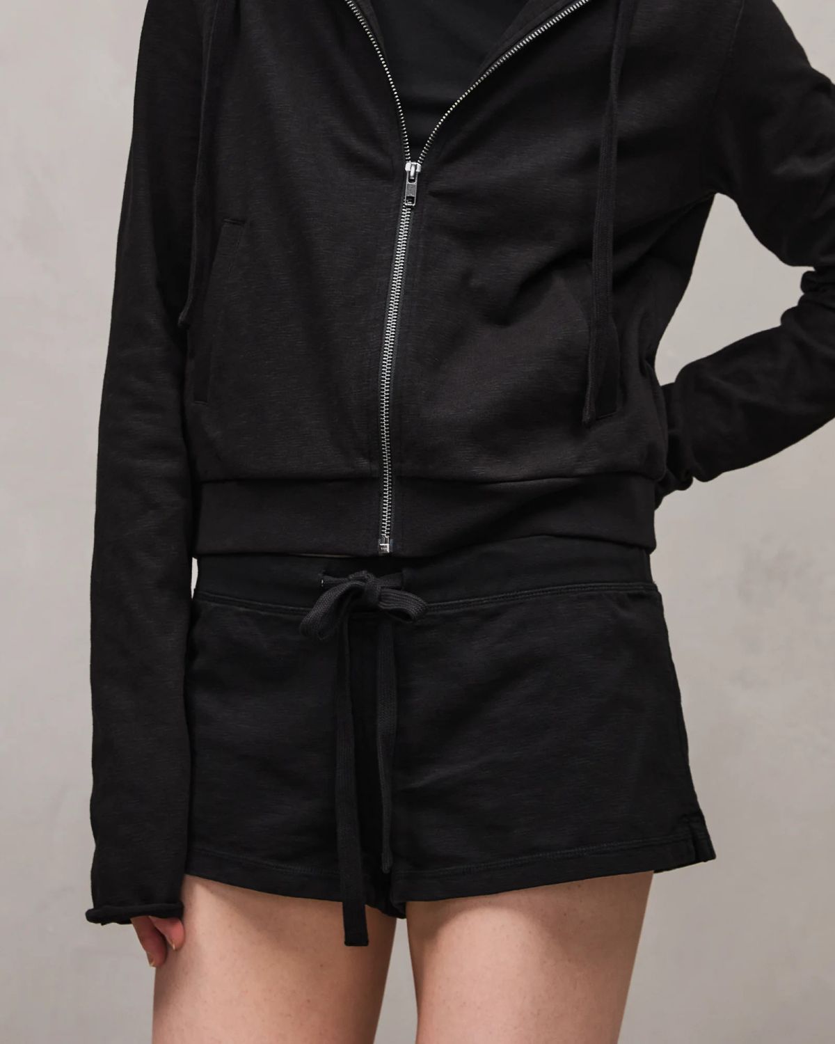 lightweight micro shorts black - entire studios