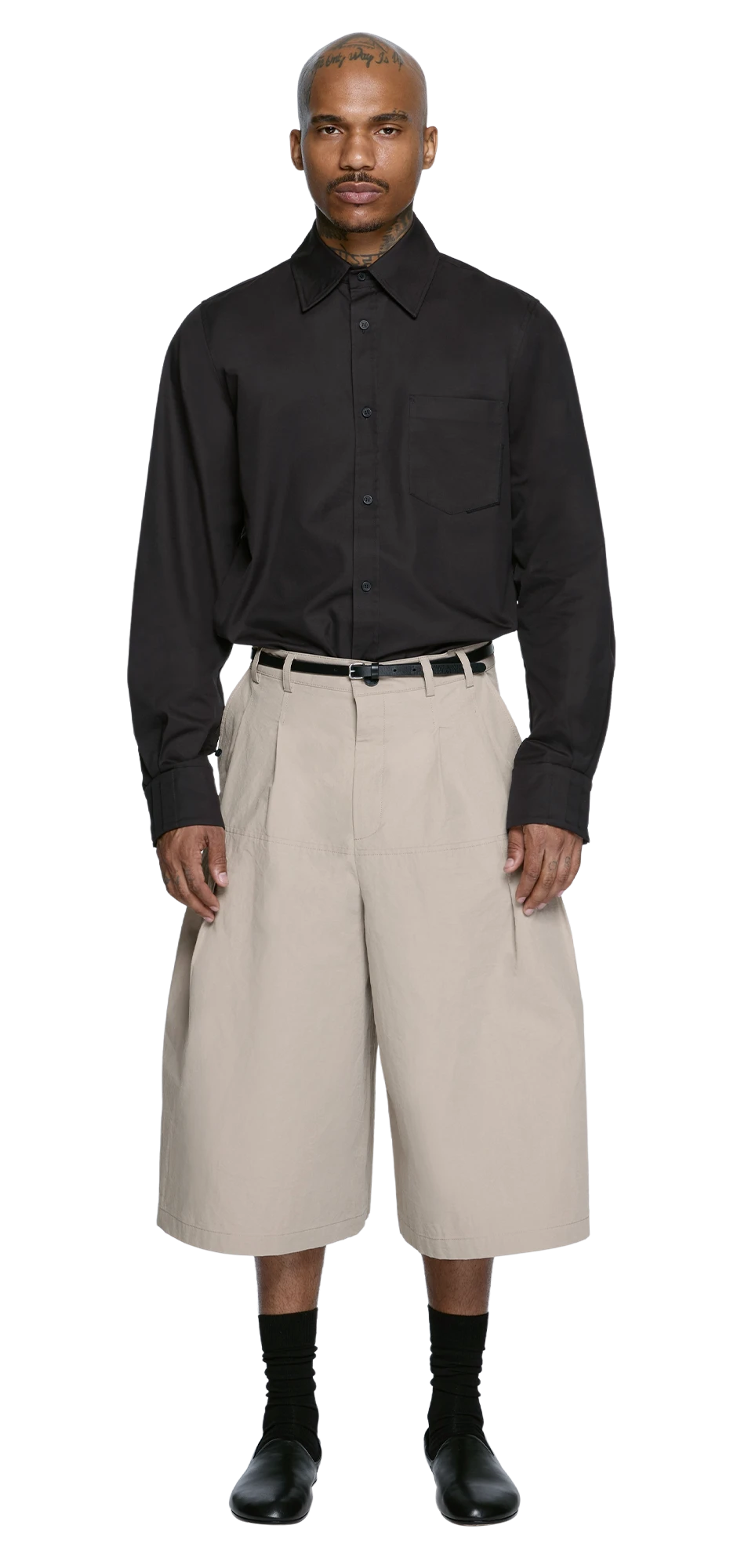 plica-shirt-black character front view
