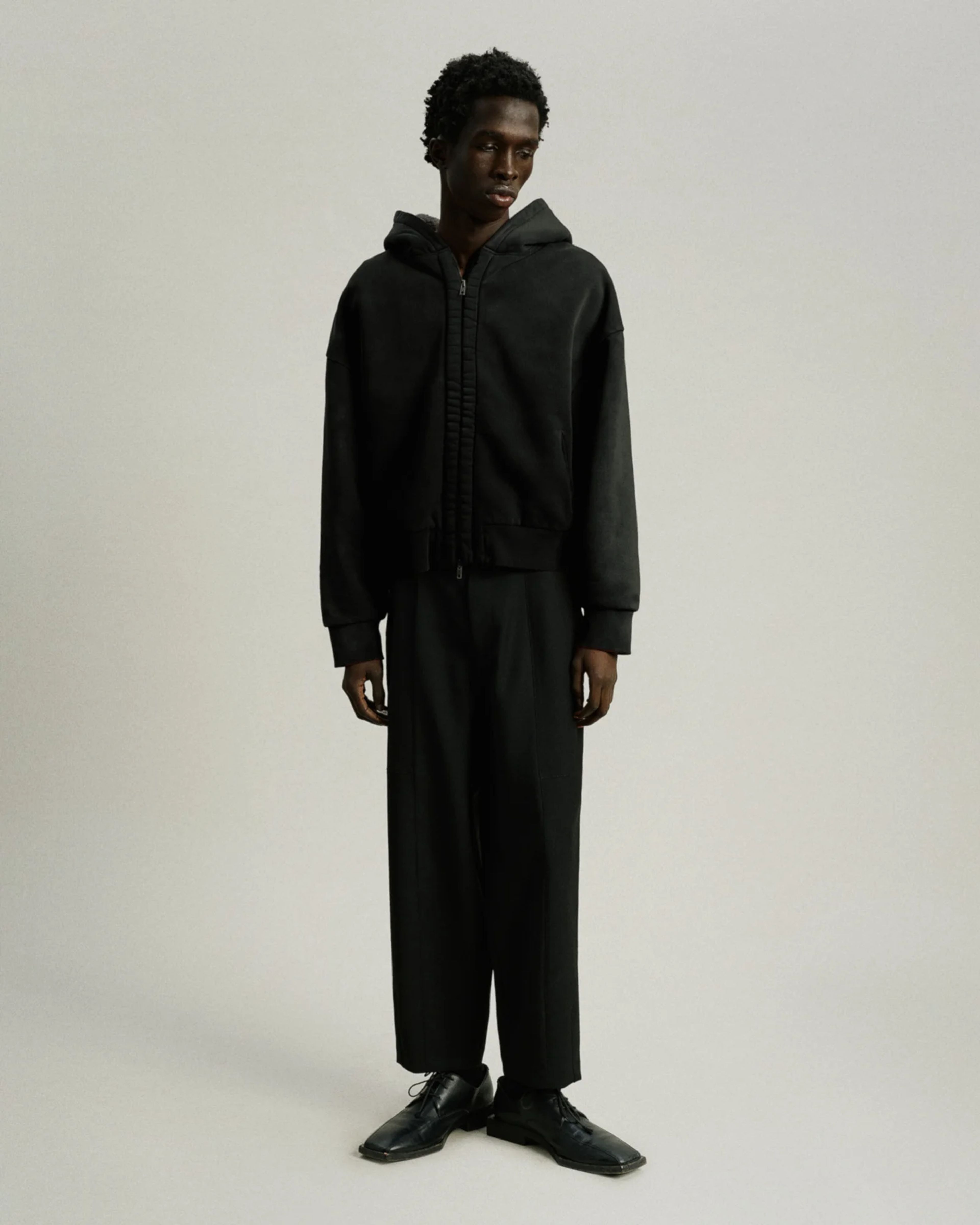 Sherpa Hood Black - Image 2