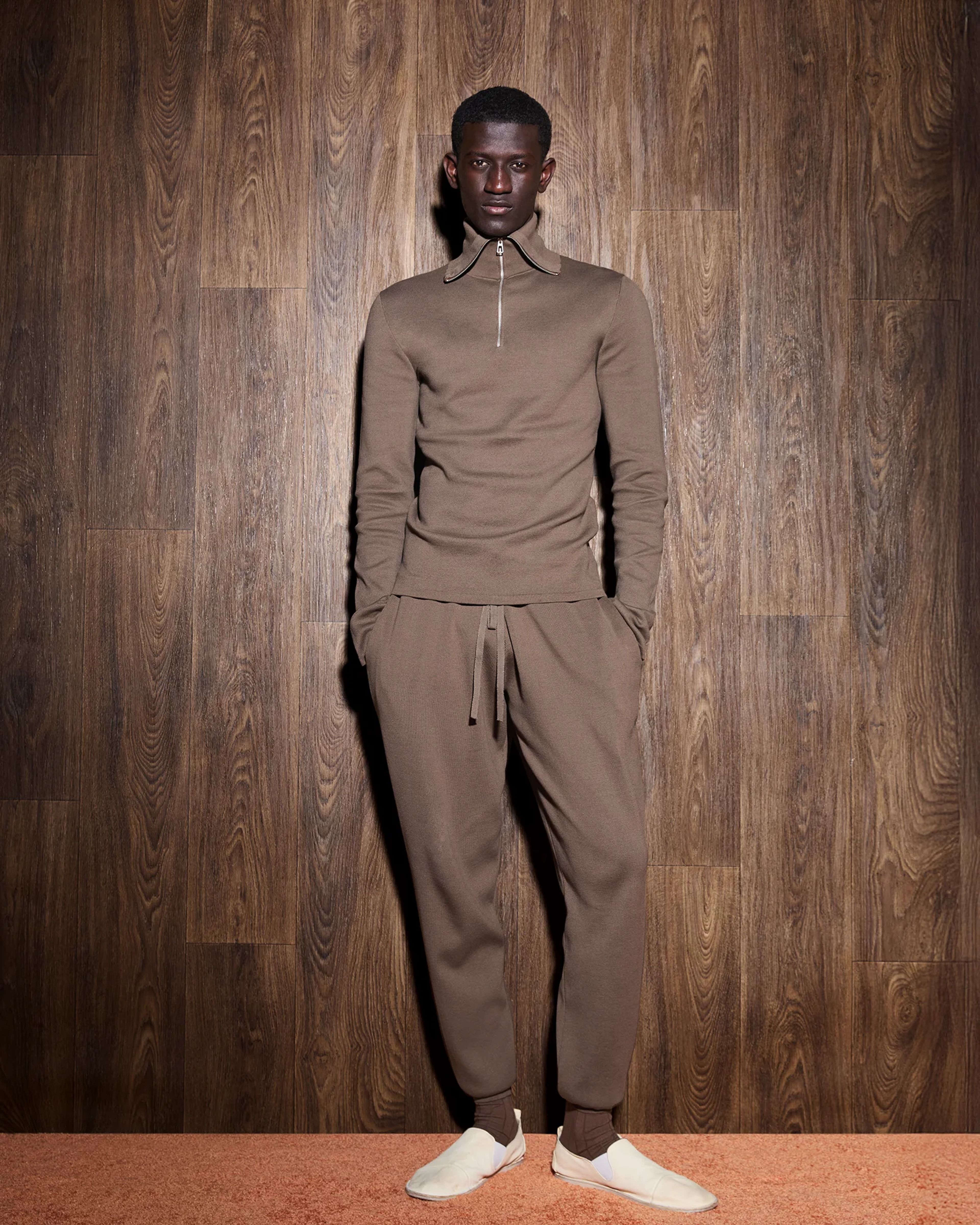 Zip Up Turtleneck Brown - Image 1
