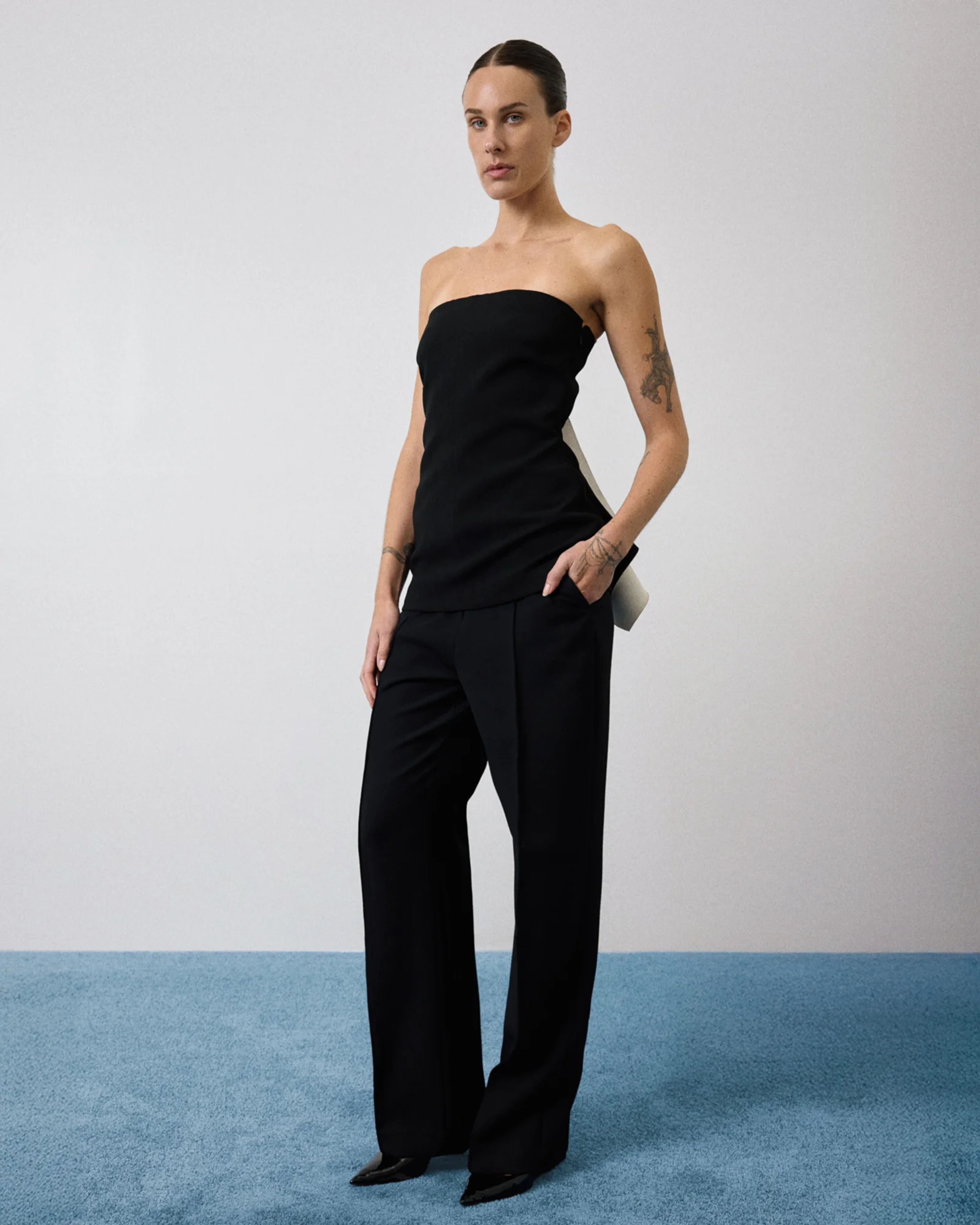 Fin Tube Black - Image 1