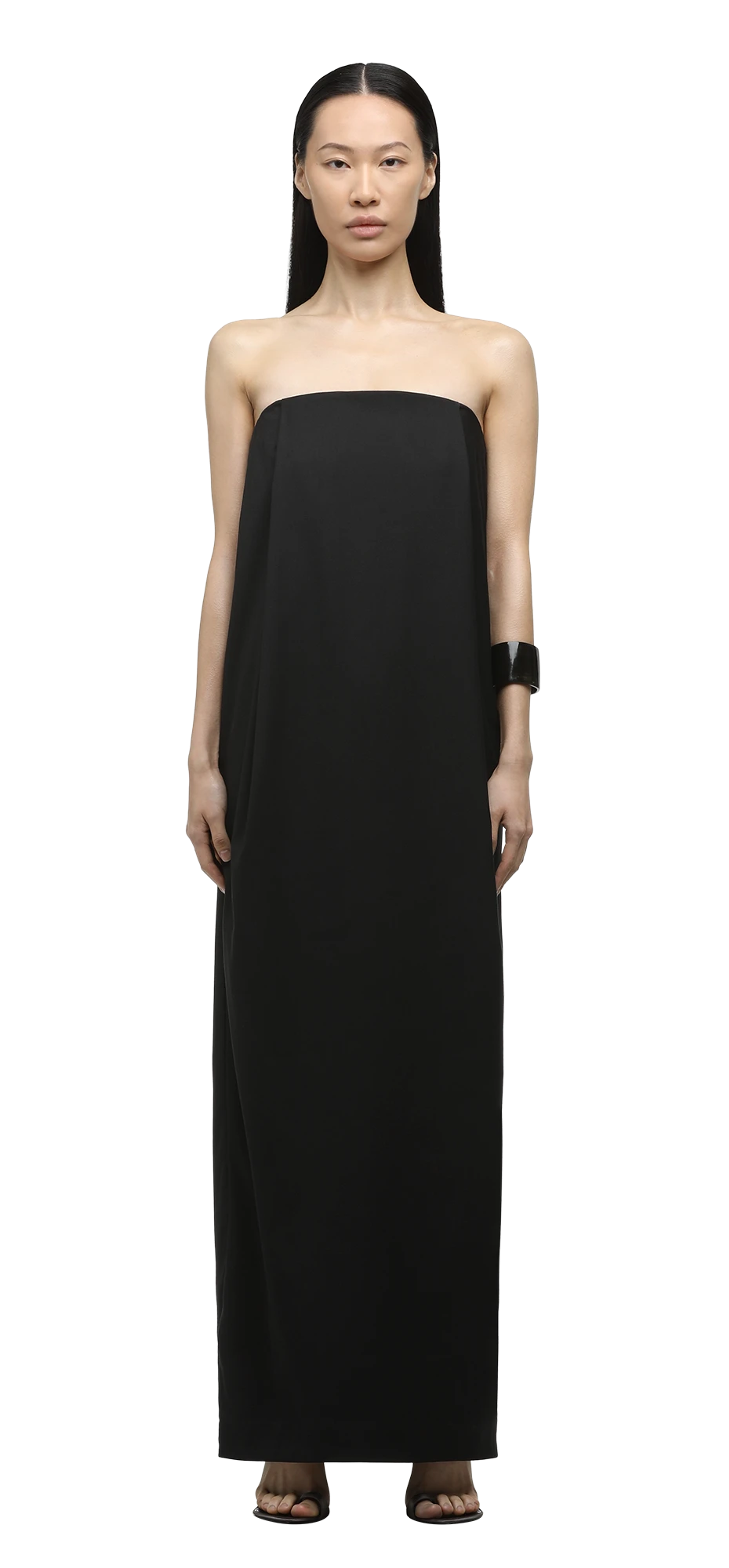 bob-dress-black character front view