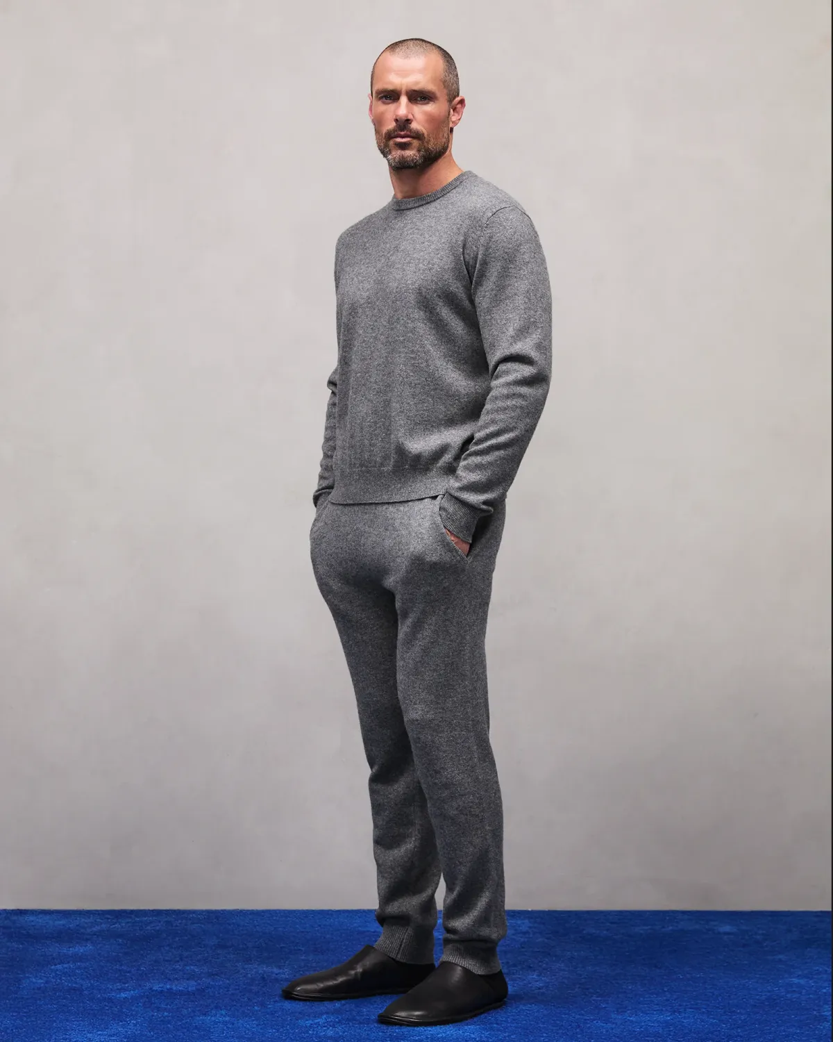 Knit Cashmere Crewneck Concrete - Image 3