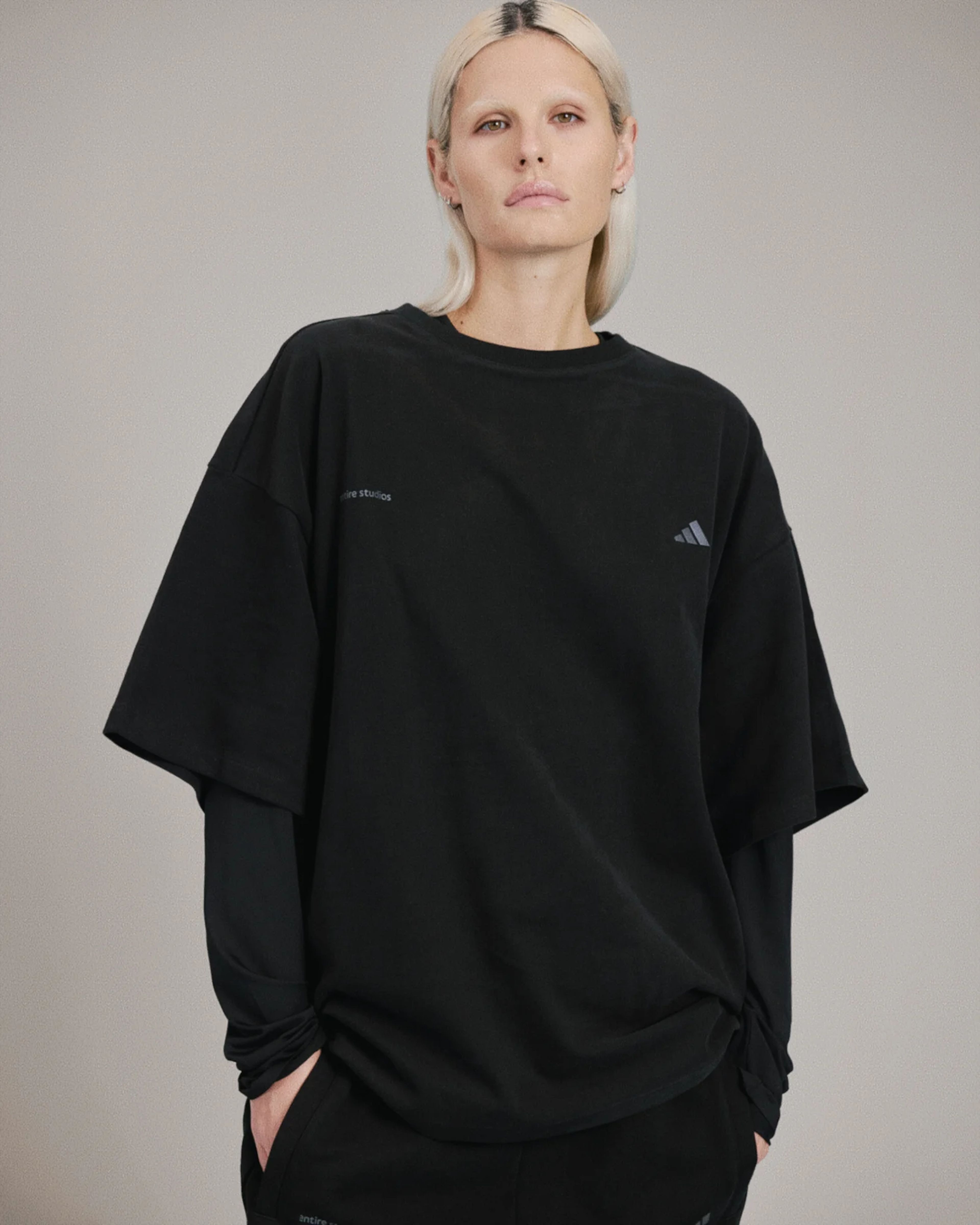 Uniform Oversized T-Shirt Black - Image 1