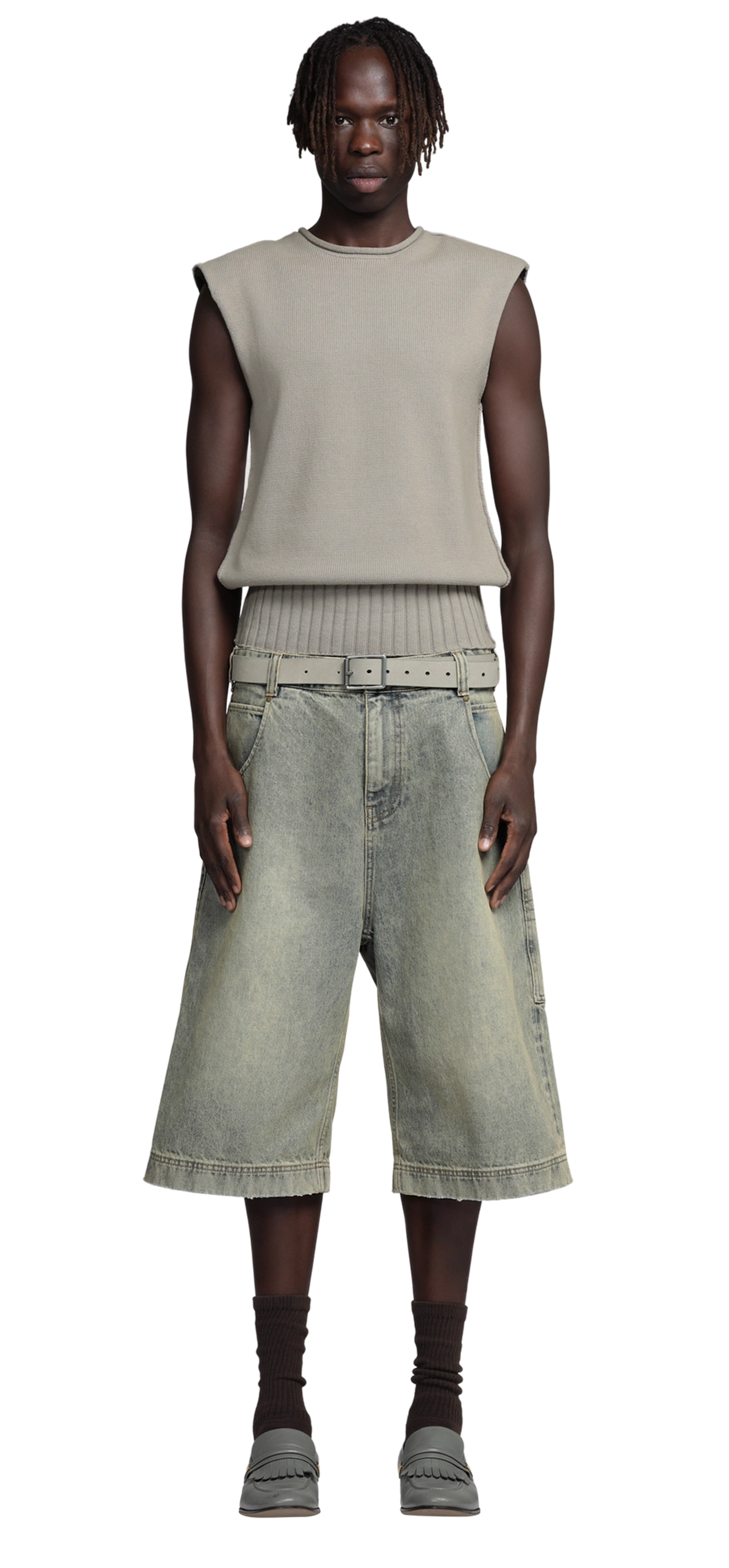 d-shorts-surface-wave character front view