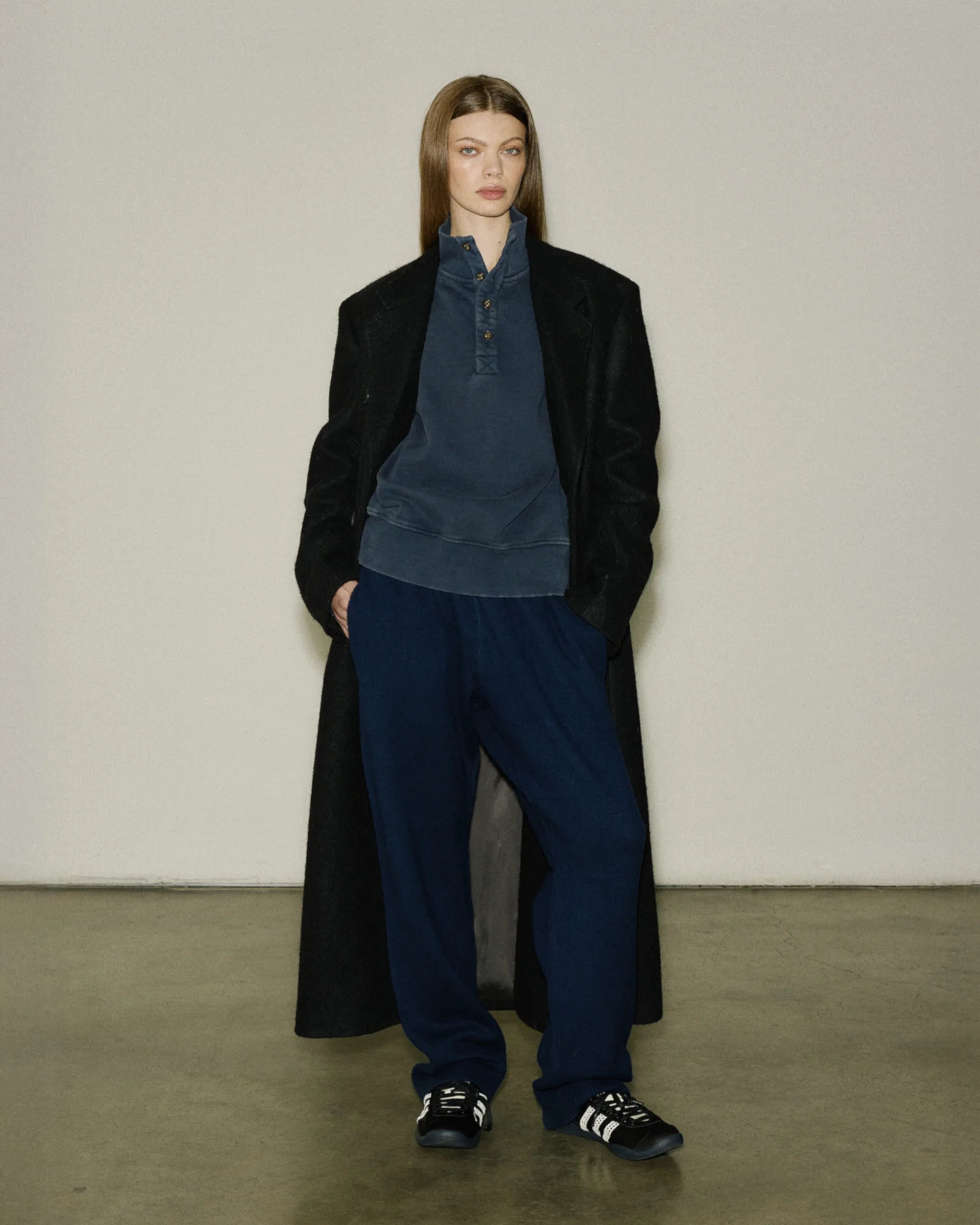 Knit Cashmere Lounge Pant Navy - Image 1