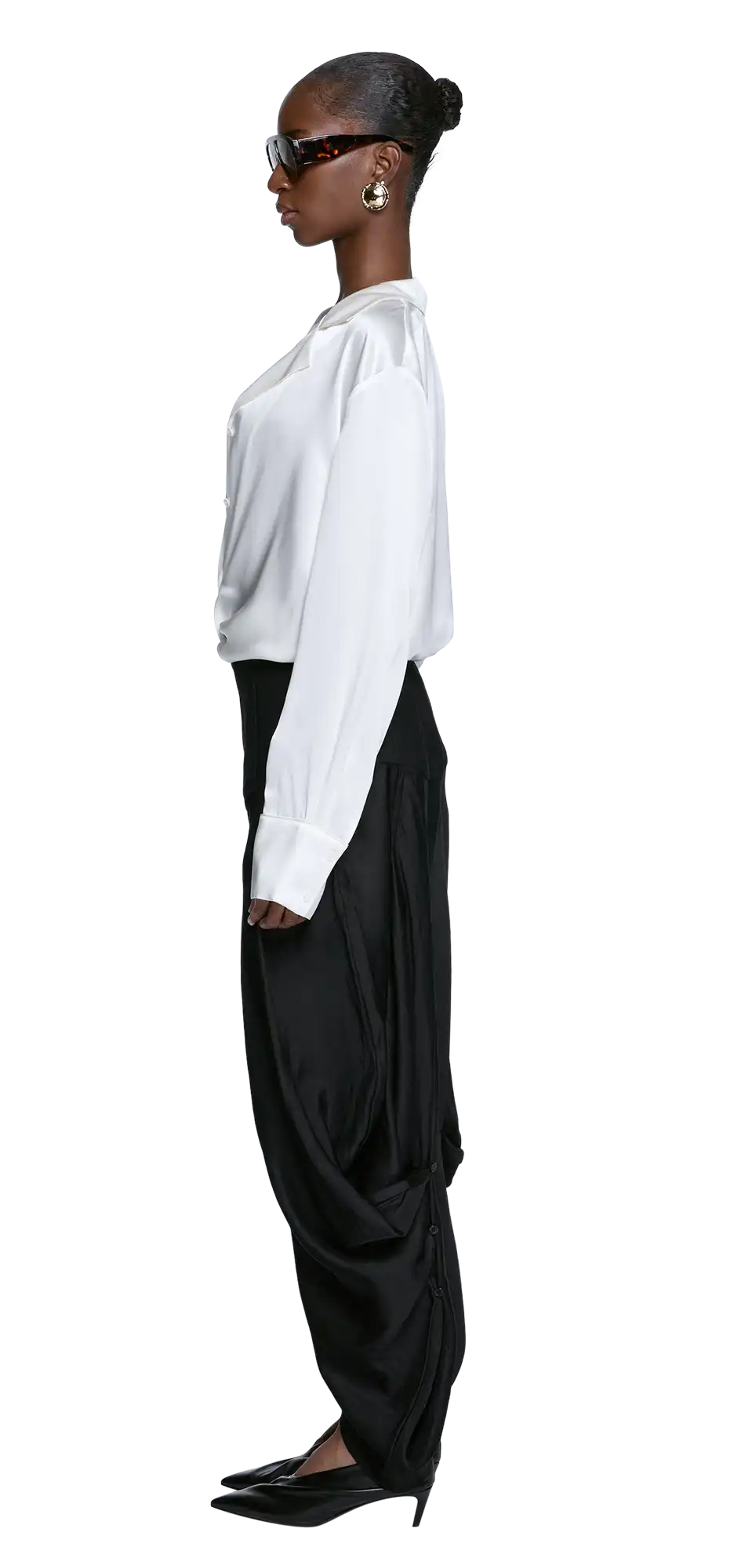 hatten-pant-black character left view