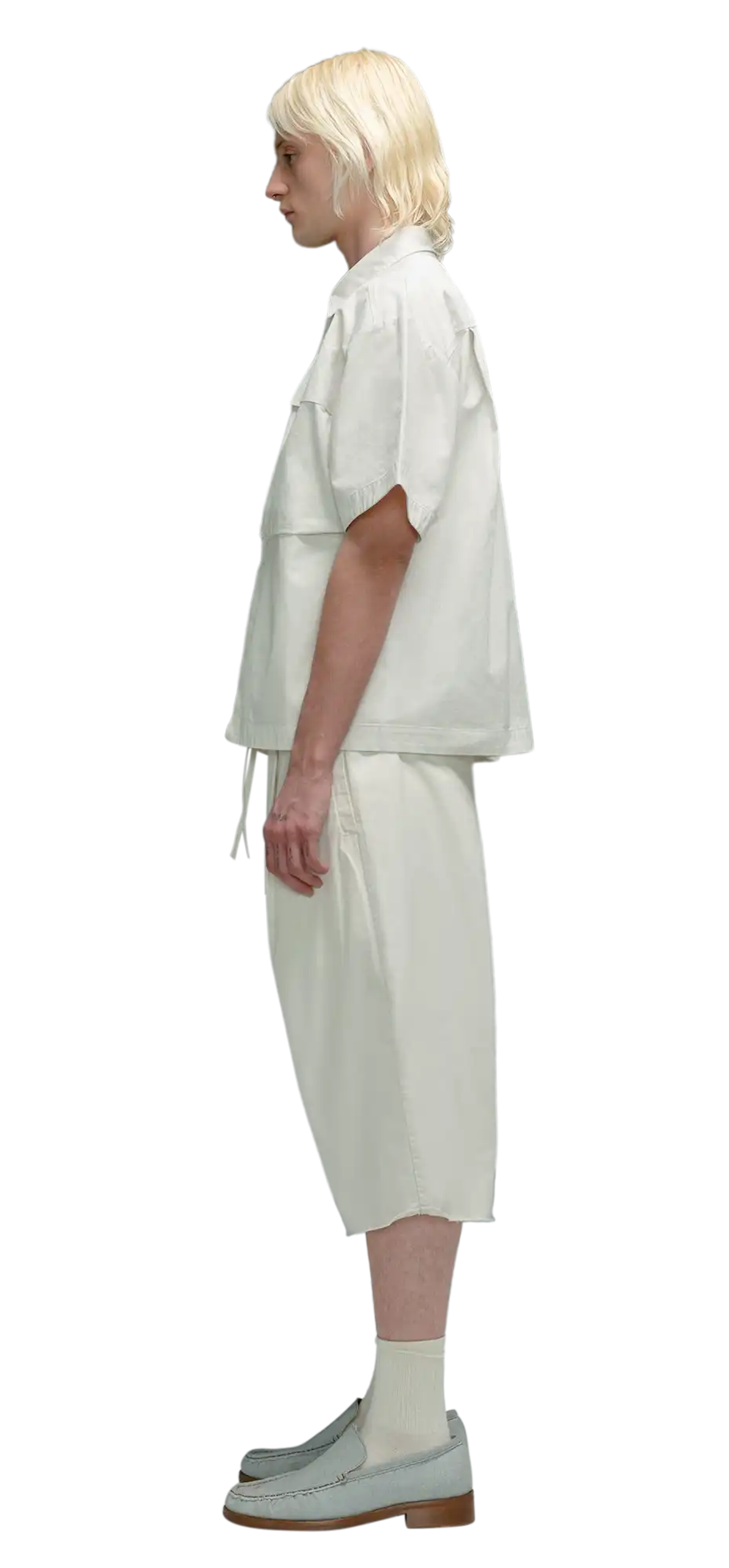 task-shirt-stormy character left view