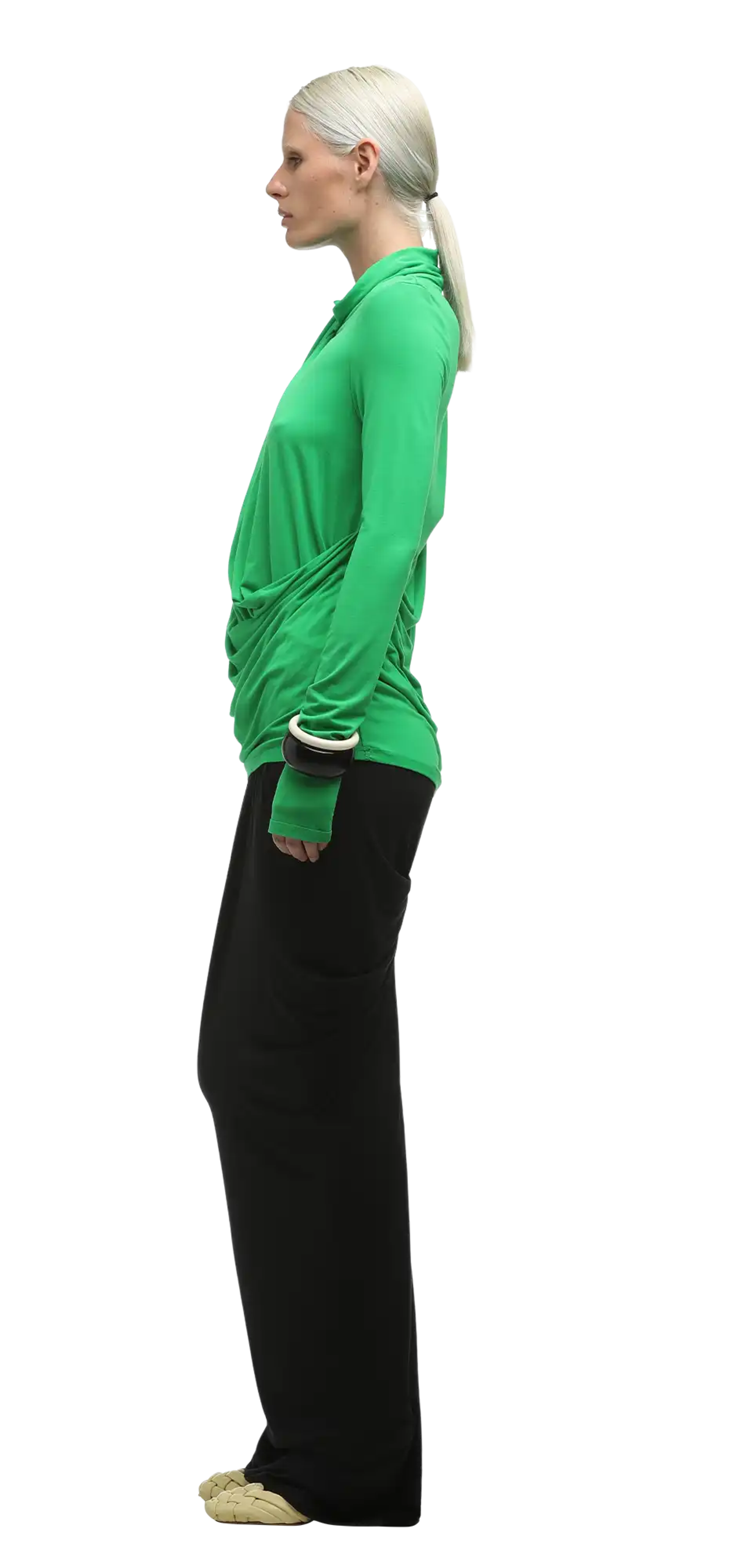 tide-skirt-soot character left view