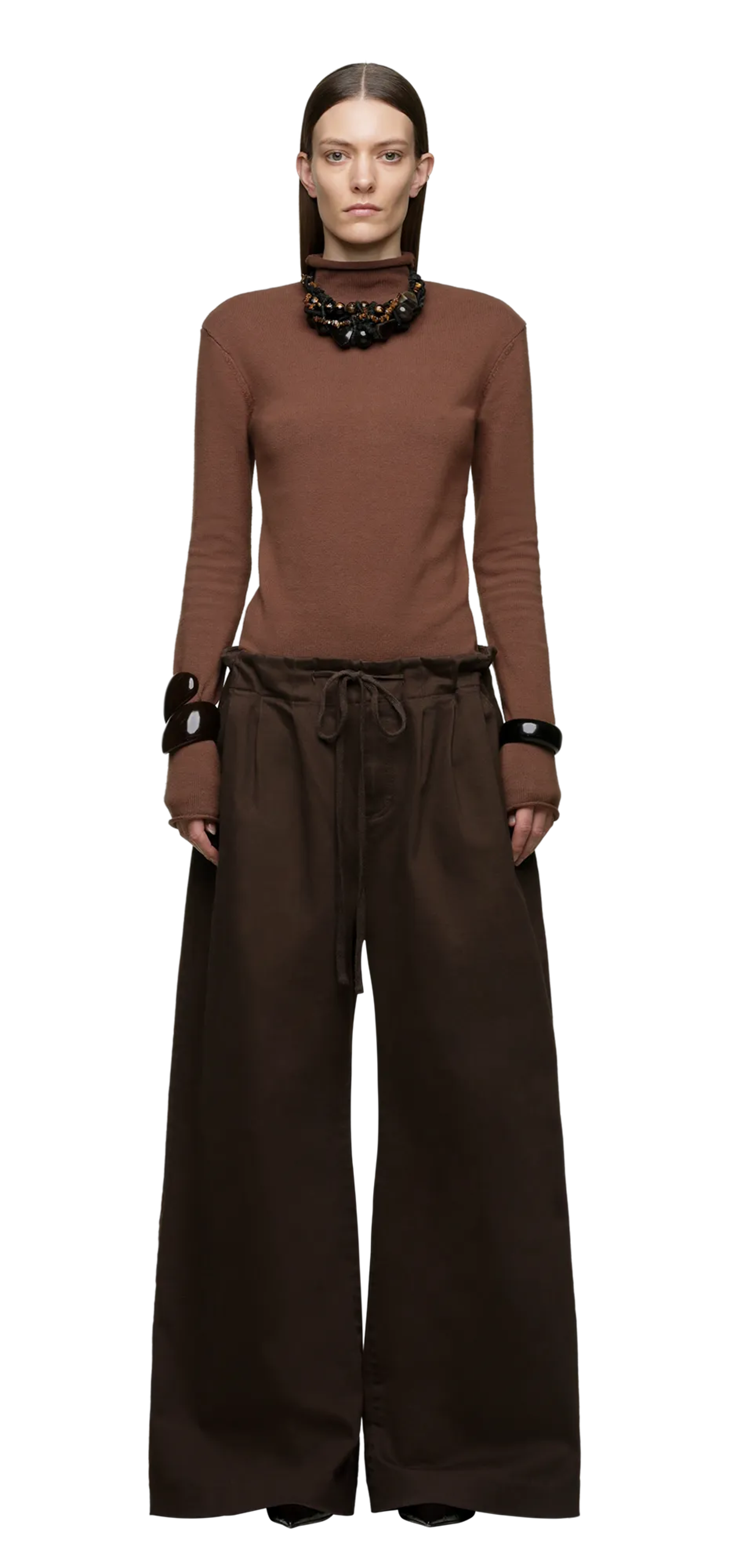 cinch-pant-toast character front view