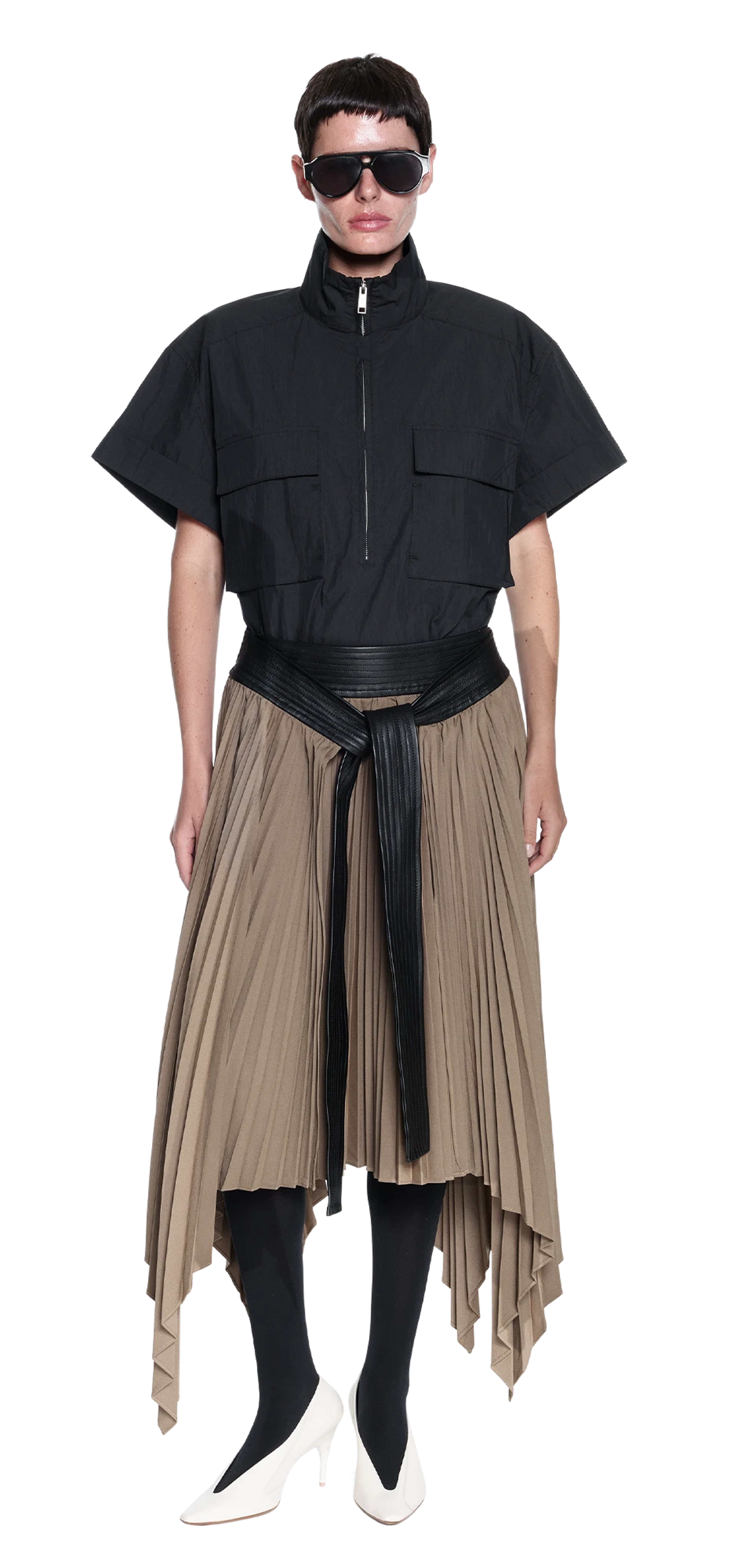 panel-pleat-skirt-camel character front view