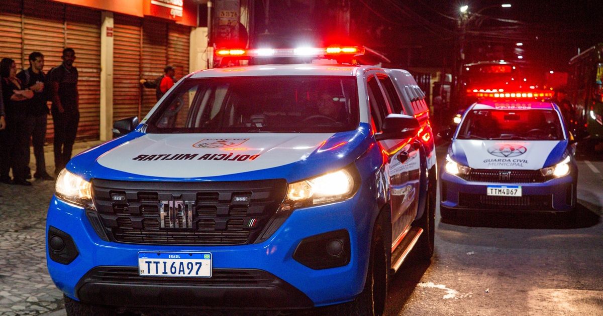 PM prende suspeitos de roubos de veículos e cargas no centro de Duque de Caxias