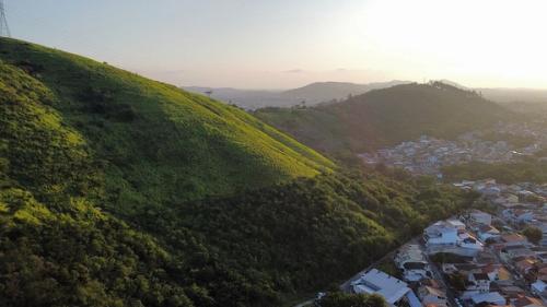 Serra da Posse recebe R$ 10 milhões para plantio de 337 mil mudas nativas