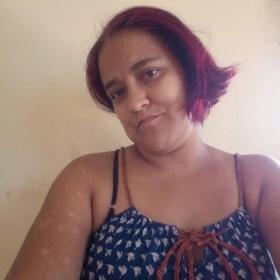 Vendedora ambulante é morta a tiros na frente da filha após briga por música em Belford Roxo