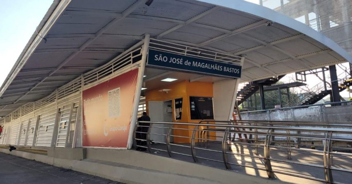 Estação Magalhães Bastos é reaberta após incêndio; operação do BRT volta ao normal no sábado