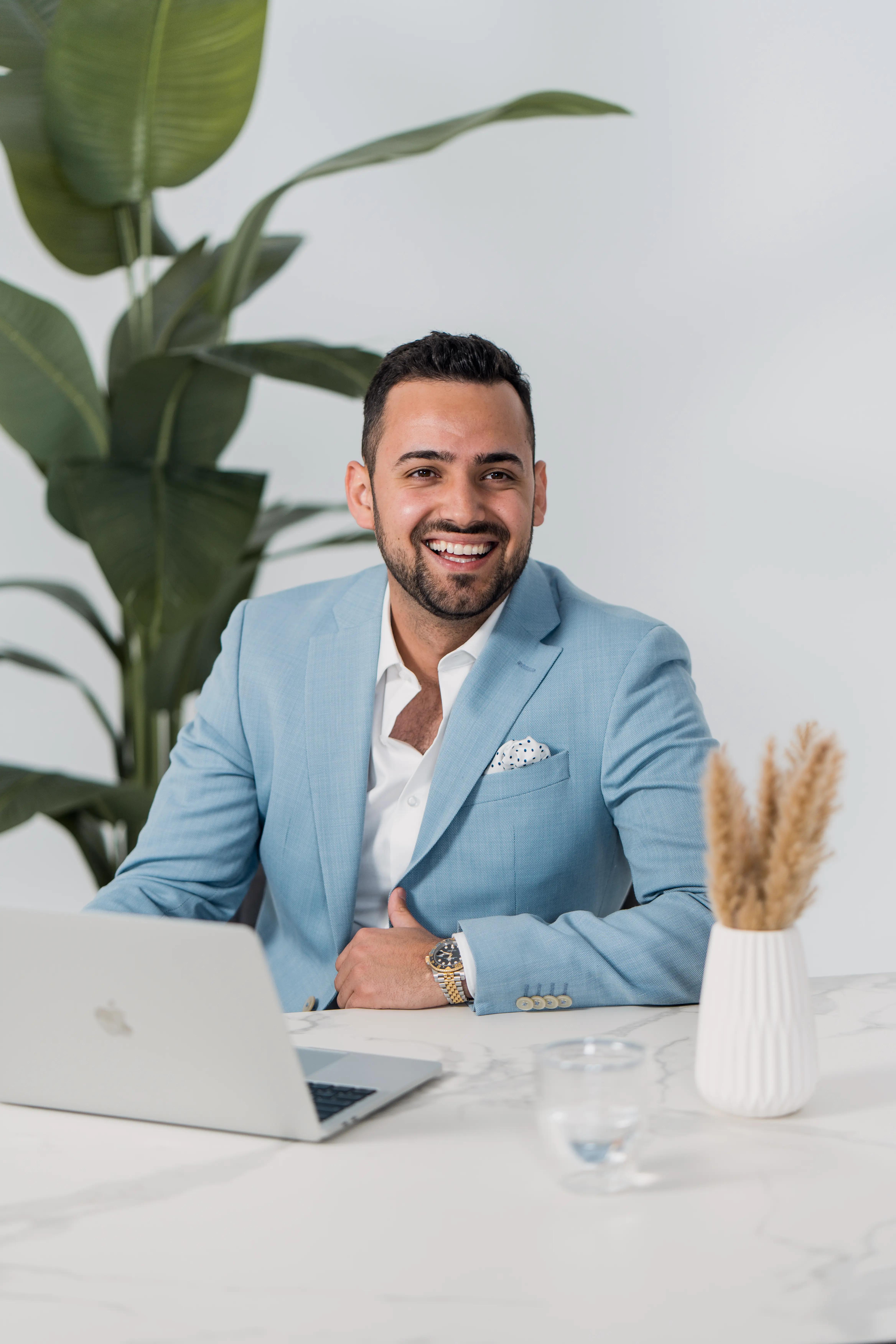 Liam Fahandezh-Saadi