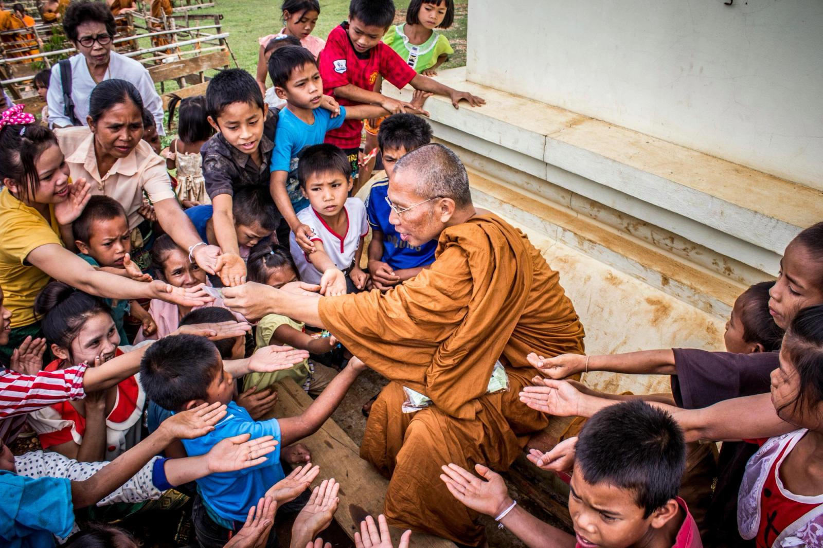 Why Serving Others Peoples Brings True Happiness and Fulfillment?