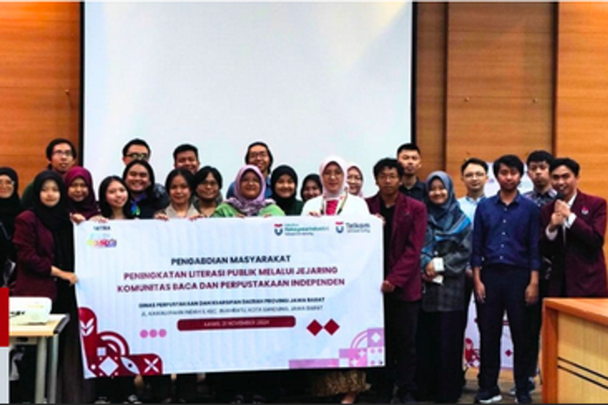 Enhancing Public Literacy through Collaborative Networks 