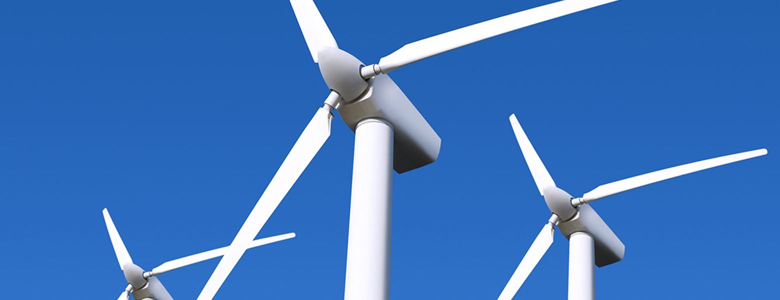 Renewables wind farm. Discover how Avathon predicts pitch bearing failure with AI.