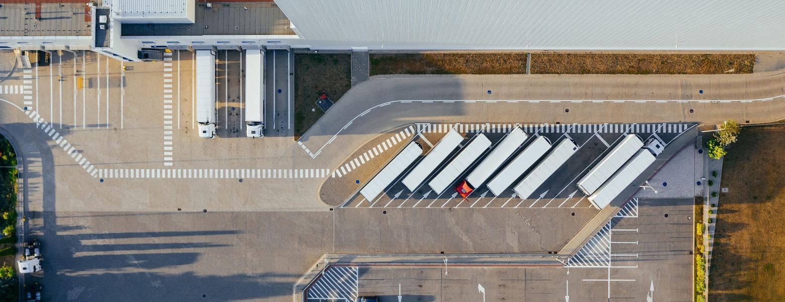 trucks loading dock logistics
