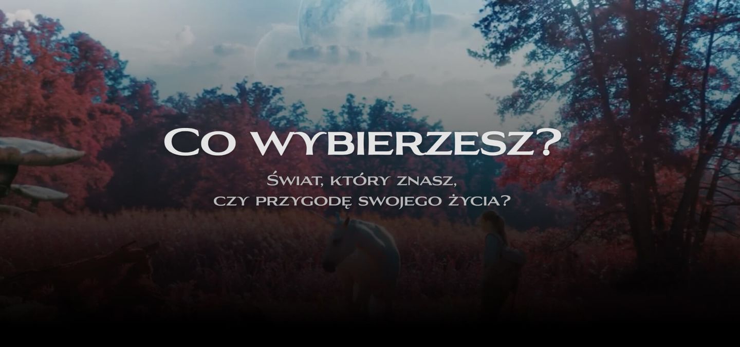 Strona główna Kleks Academy z hasłem "Co wybierzesz?" na tle kadru z filmu