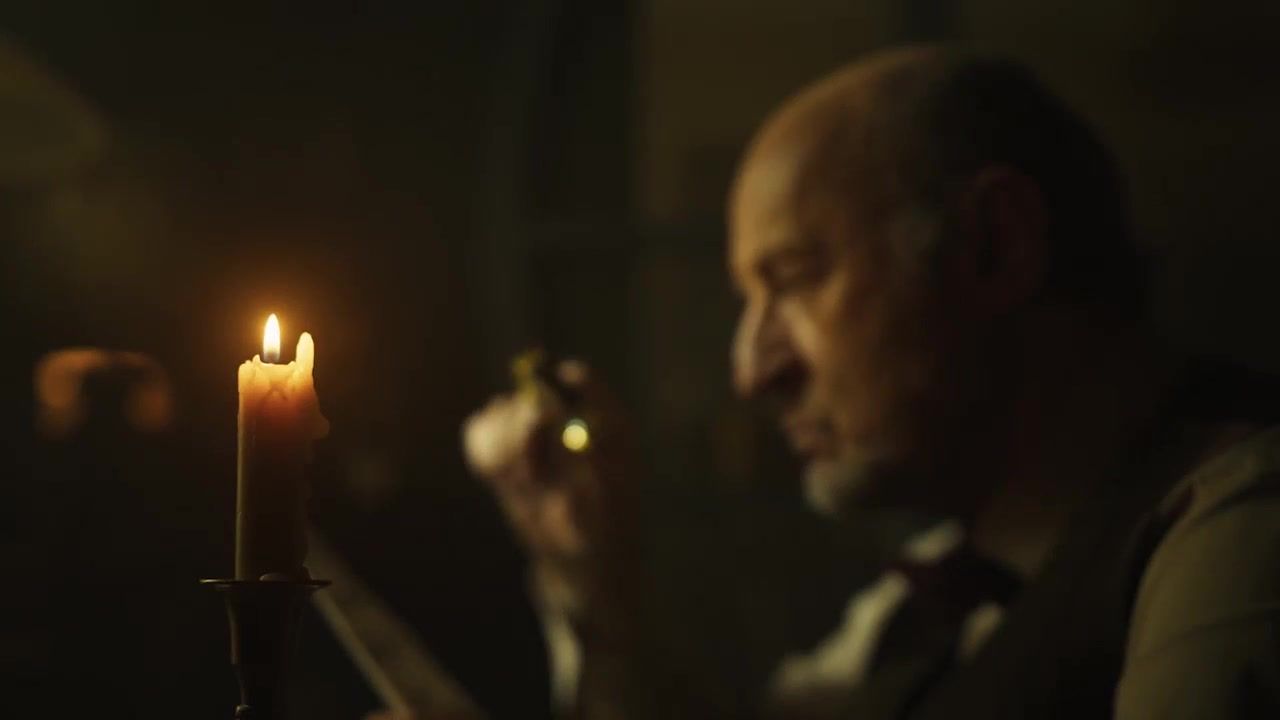 Kadr z filmu Akademia Pana Kleksa: Pan Kleks przy świecy