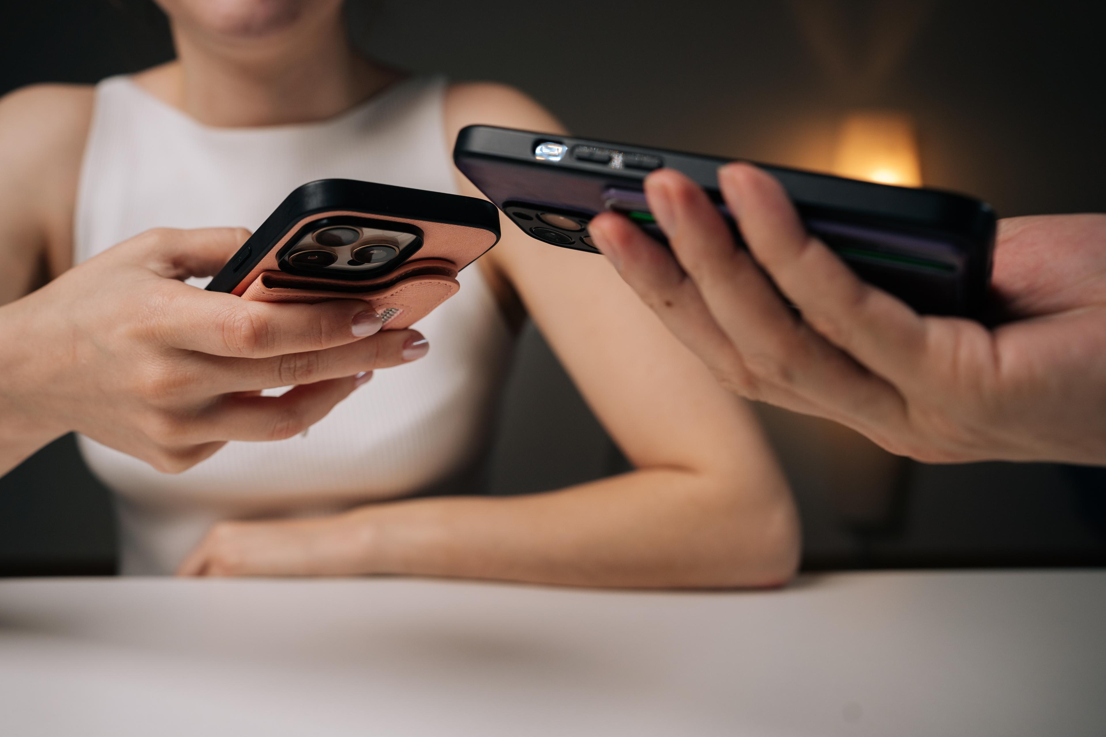 Deling av internett via mobiltelefon: Slik deler du mobildataen din