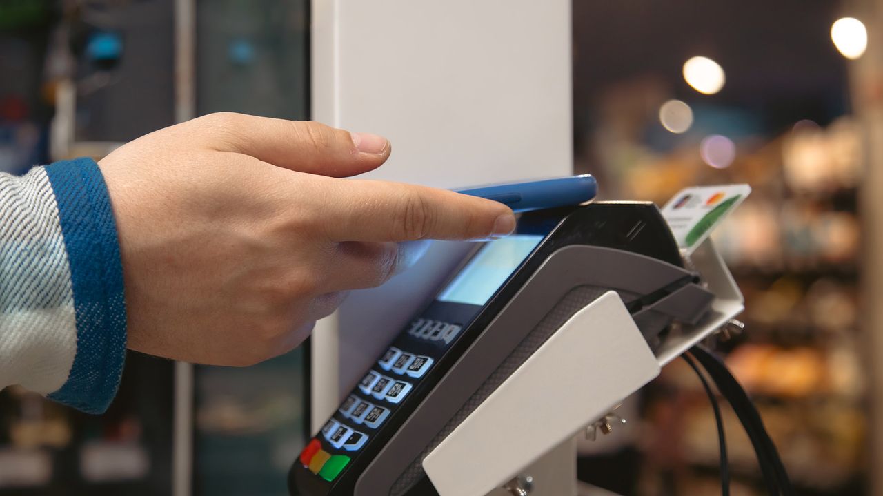 Co nam mówi wydatek 5 mld dolarów o przyszłości mediów detalicznych?