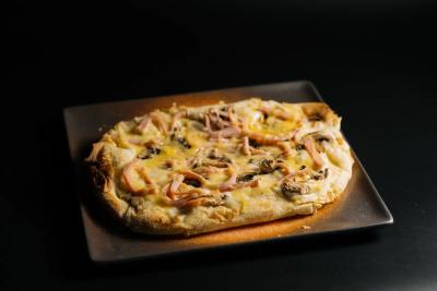 Пицца «Ветчина грибы»