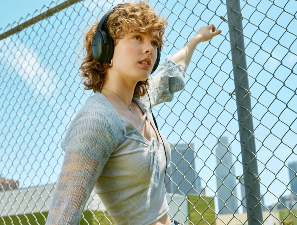 Bose QuietComfort Headphones - slide 8