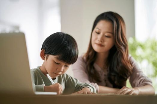 How to Choose the Right Tutor in Singapore