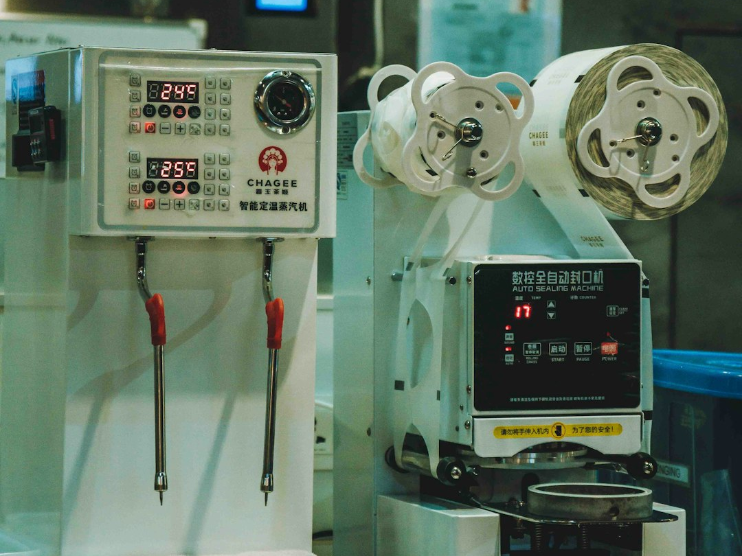 Industrial cleaning equipment