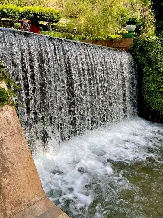 Cascade Ain Titawin