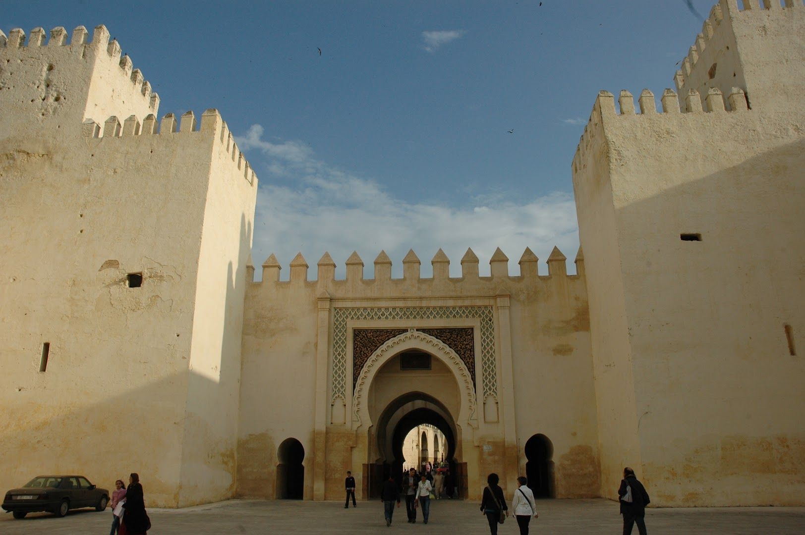 Bab Dekkakin