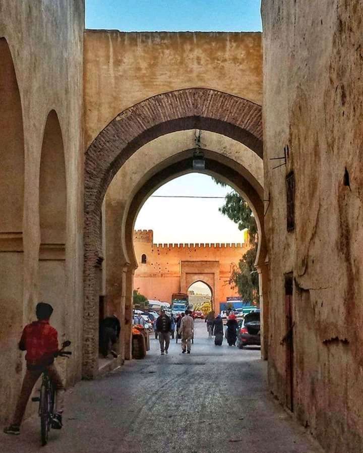 Bab Berdieyinne - View 2