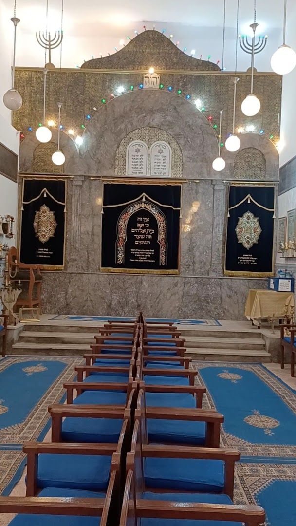 Synagogue Slat Al Azama - View 2