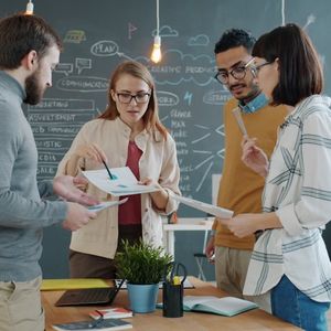 Pourquoi les soft skills sont-elles devenues indispensables en management et comment la formation aide-t-elle ?