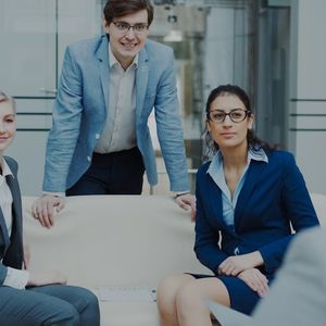 Ne laissez plus l'anglais brider votre carrière : excellez en réunion !