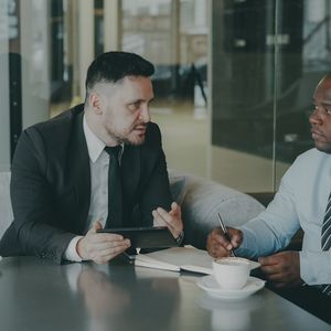 La méditation au travail : Votre antidote au stress et l'allié de votre efficacité