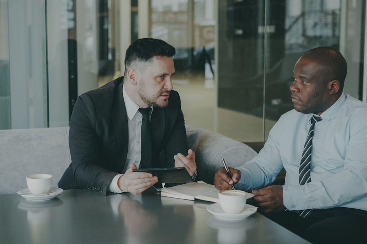 La méditation au travail : Votre antidote au stress et l'allié de votre efficacité