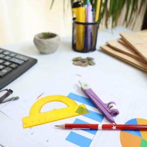 Le Compas Indispensable : Naviguer dans les Eaux Troubles de la Finance avec l'Audit