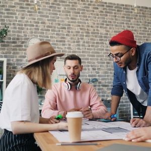 RH en ESN : Naviguez en toute sérénité dans le labyrinthe juridique du numérique !