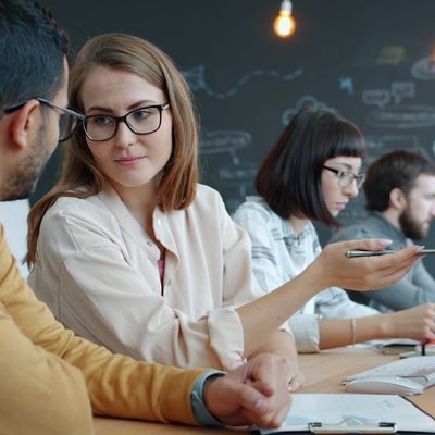 De l'ombre à la lumière : Faites décoller votre carrière de Responsable Production