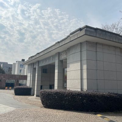 Immobilier : Le labyrinthe des lois, votre boussole pour des transactions sereines !