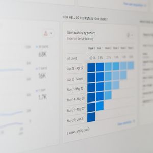 Au-delà de l'agilité : Quand SAFe transforme votre organisation en catamaran de course