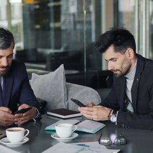 Le Labyrinthe Numérique : Comment Enfin Comprendre le Monde Fascinant de l'IT
