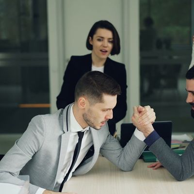 Au-delà des mots : Devenez ce leader qui inspire, persuade et mobilise